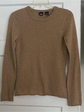 FA Camel Crewneck Long-Sleeve Top